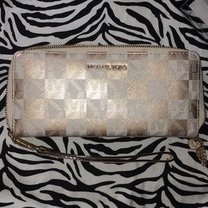 Michael Kors wallet